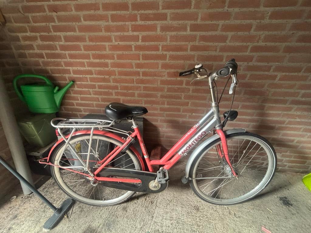 Montego fiets met versnellingen en lage instap, (Extra) lage instap, Velgrem, Zo goed als nieuw, 50 tot 53 cm
