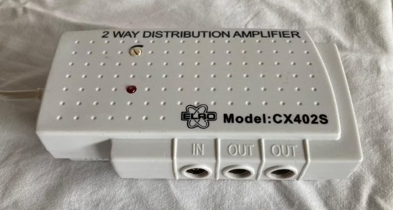 Elro CX402S Antenneversterker 2 uitgangen, Ophalen, Zo goed als nieuw, Minder dan 2 meter, Overige kabels
