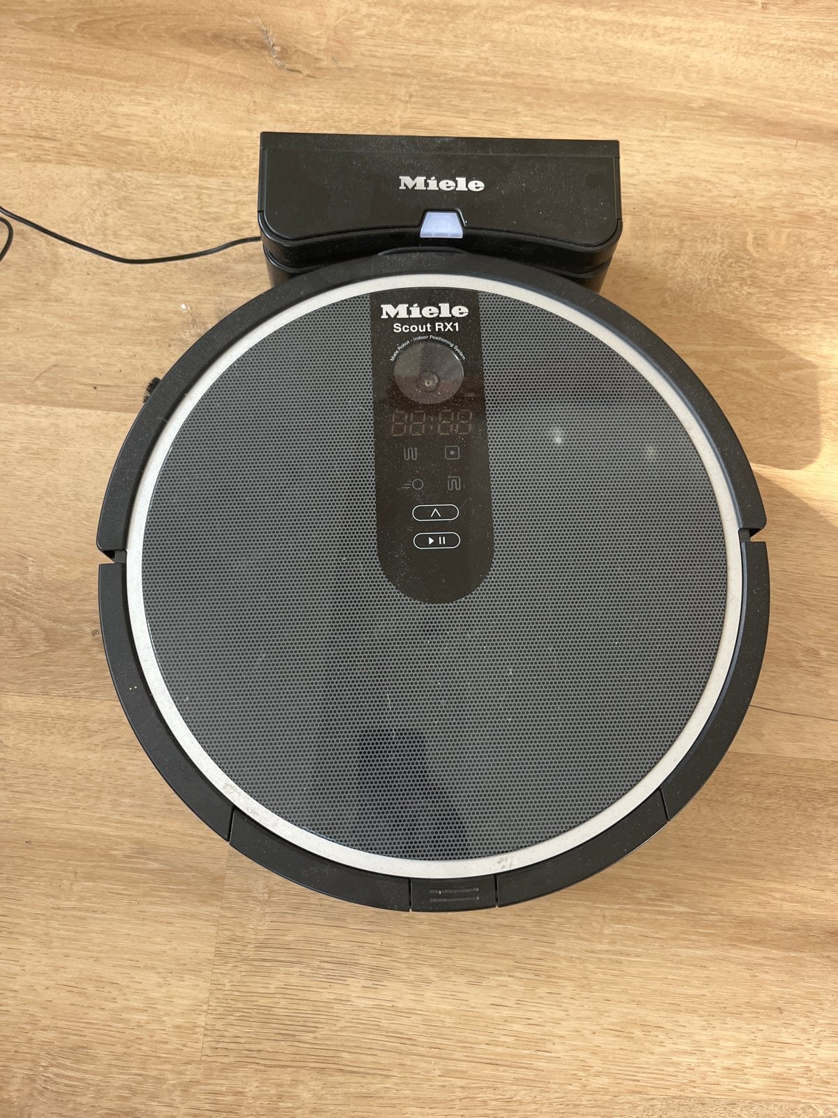 Miele Scout RX1 Robotstofzuiger - Zonder afstandsbediening, Witgoed en Apparatuur, Gebruikt, Slimme navigatie, Ophalen of Verzenden