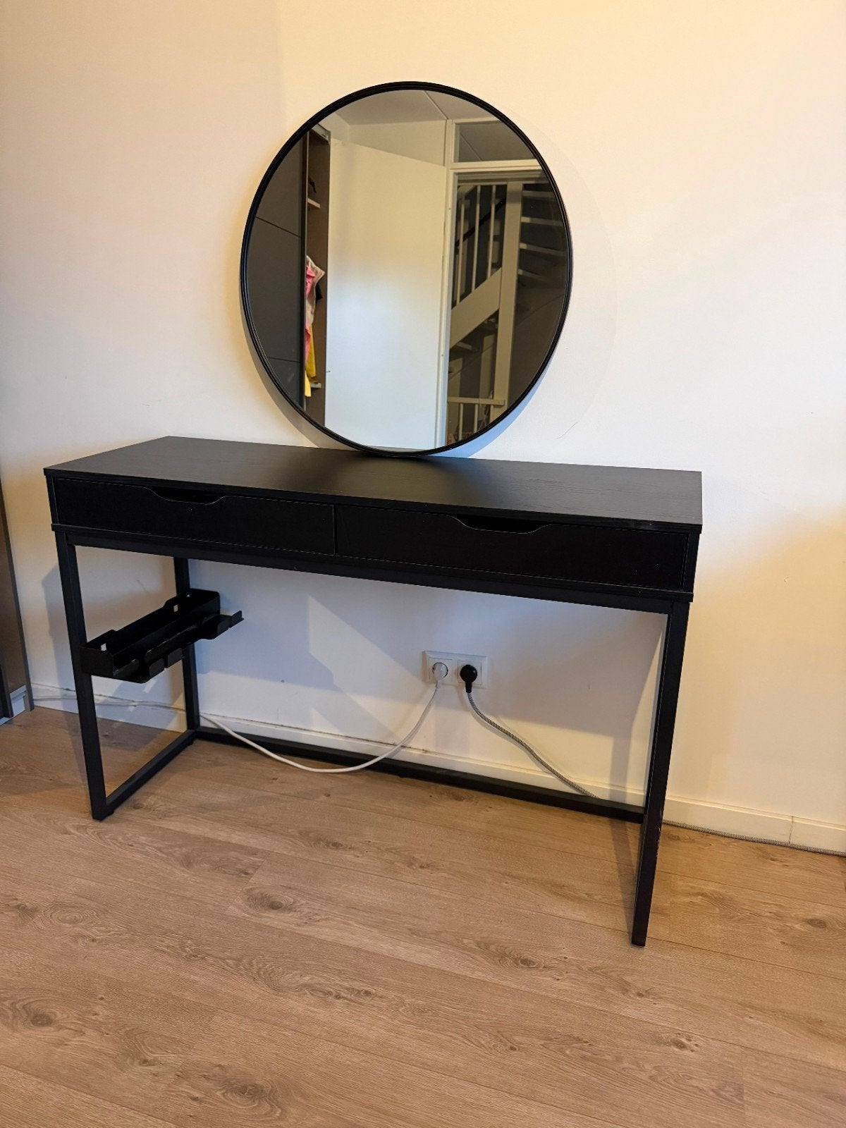 Zwarte make-up tafel met spiegel, Ophalen, 100 tot 150 cm, Zo goed als nieuw, Minder dan 100 cm