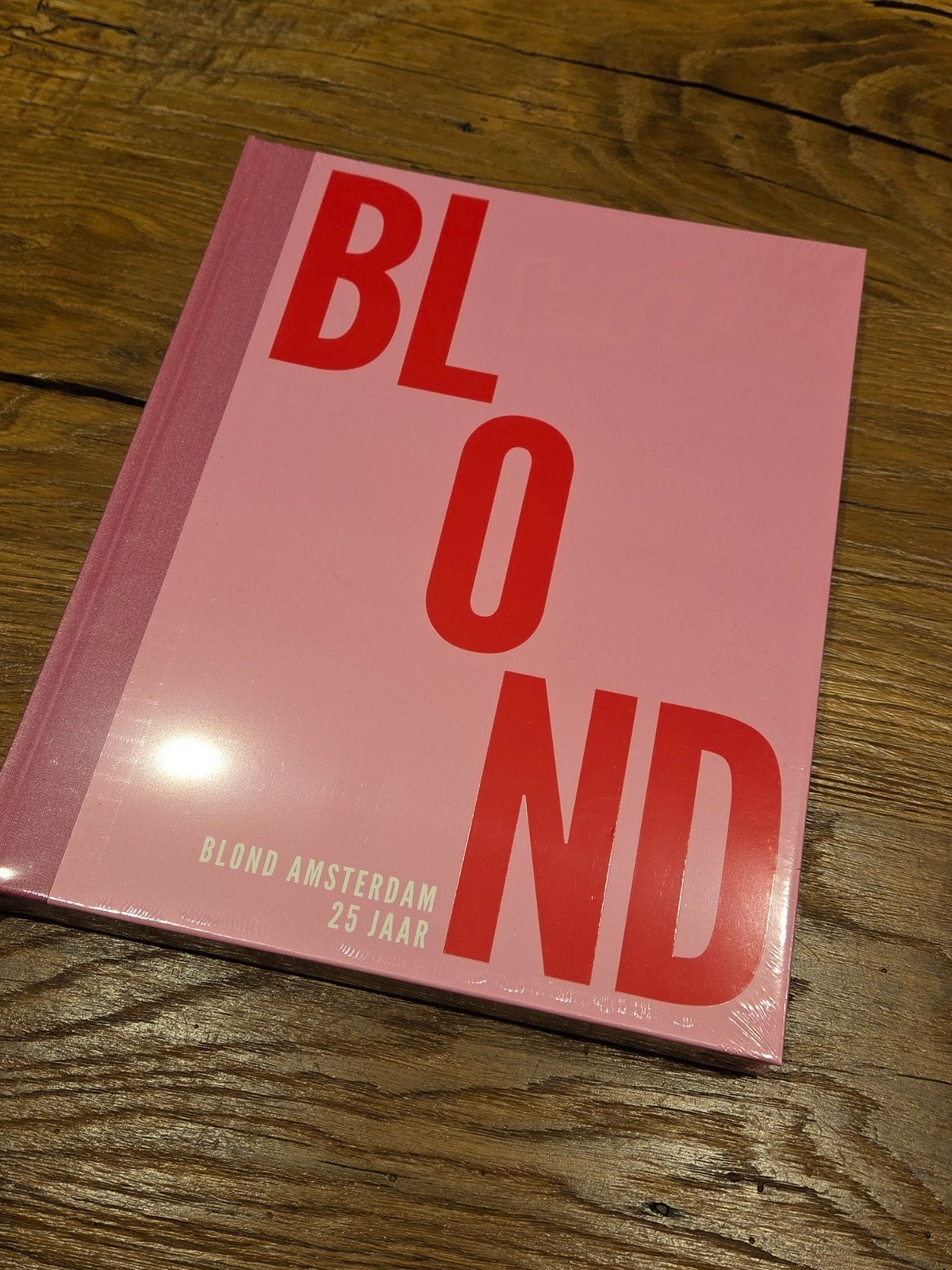 Blond Amsterdam 25 Jaar Jubileumboek - Nieuw in Verpakking, Boeken, Ophalen of Verzenden, Nieuw