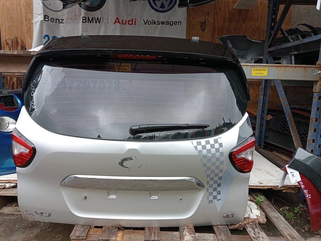 Achterklep Renault Captur (2R), Gebruikt, Renault, -, Ophalen of Verzenden