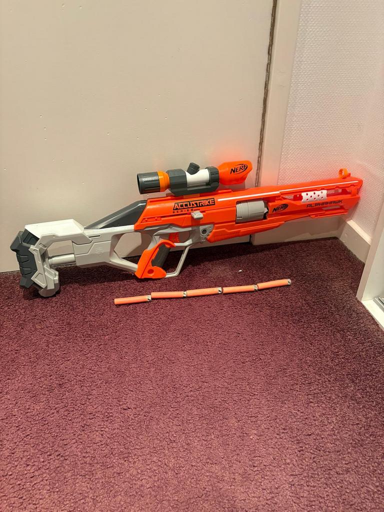 NERF Accustrike Alphahawk N-Strike Elite Rifle + scope, Kinderen en Baby's, Speelgoed | Buiten | Actiespeelgoed, Ophalen of Verzenden