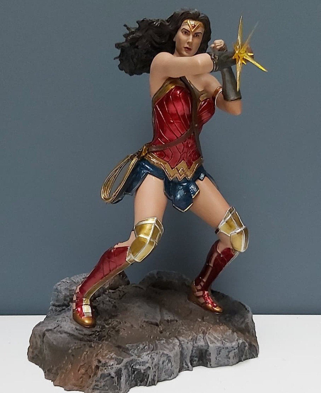 Wonderwoman diorama DC Comics, Ophalen of Verzenden, Zo goed als nieuw, Film, Beeldje, Replica of Model