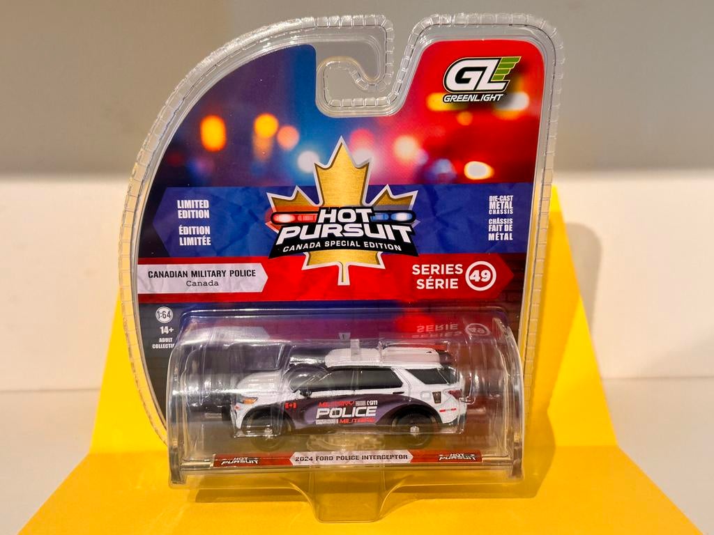Greenlight 1:64 - 2024 Ford Explorer Canada Military Police, Hobby en Vrije tijd, Ophalen of Verzenden, Zo goed als nieuw, Auto