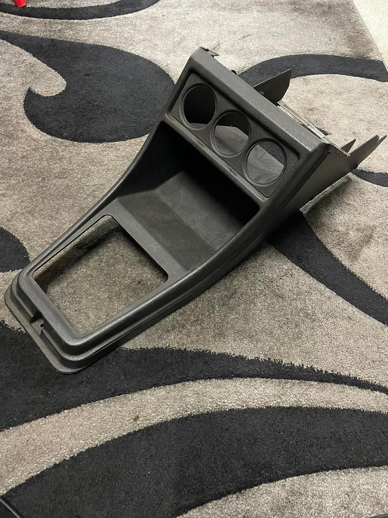 Golf 1 jetta 1 mk1 middenconsole zwart, Auto-onderdelen, Dashboard en Schakelaars, Oldtimer onderdelen, Volkswagen, Gebruikt, Ophalen of Verzenden