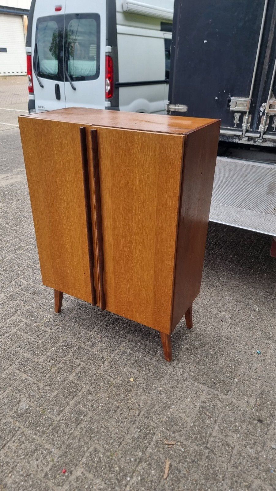 Vintage wandkast met legplanken jaren 60 houten greepjes, Gebruikt, ,, Ophalen of Verzenden, ,