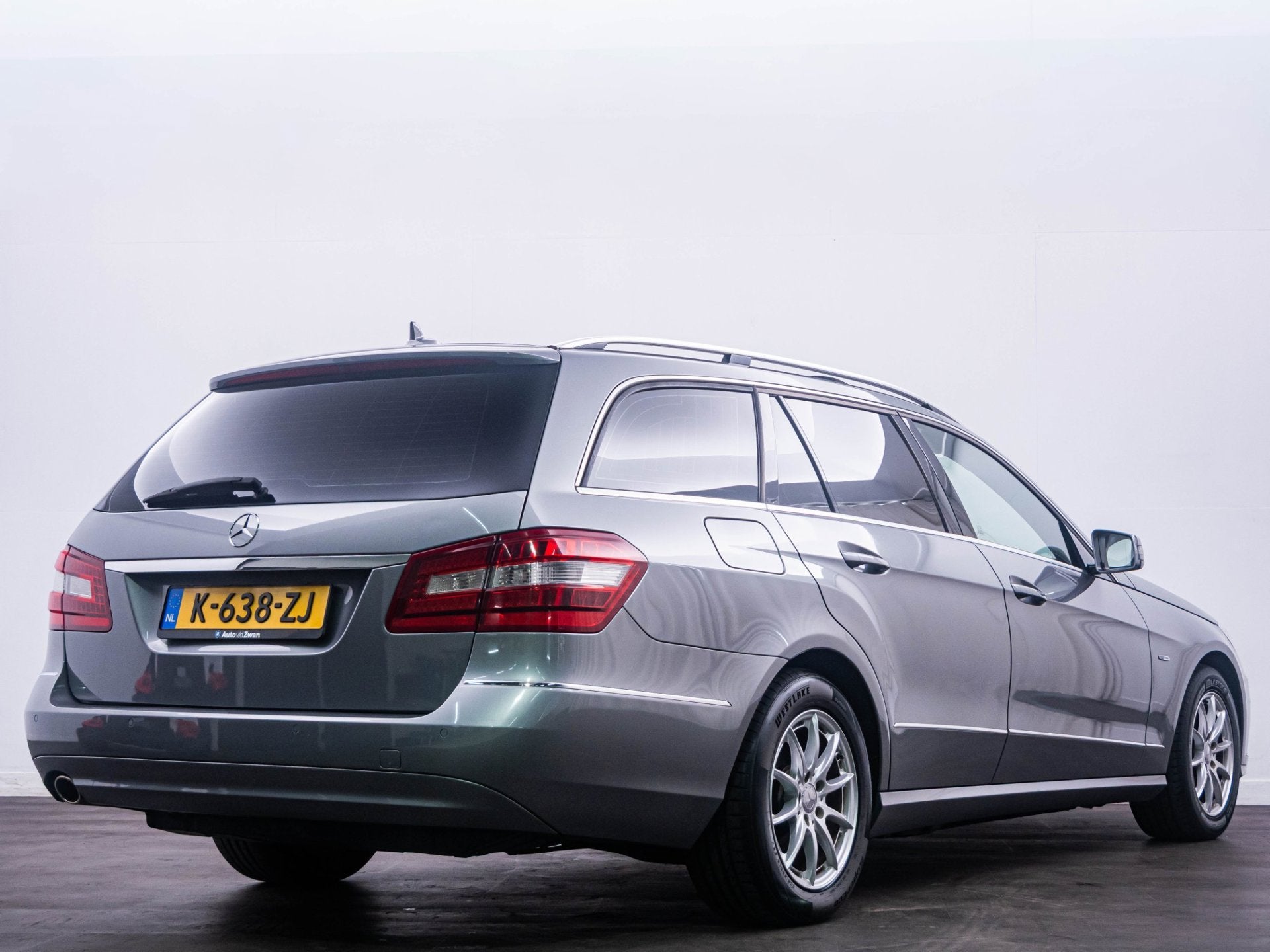 Mercedes-Benz E-klasse 200 CGI Edition Sport 'Automaat' Pano, Gebruikt, 4 cilinders, 1796 cc, Bedrijf