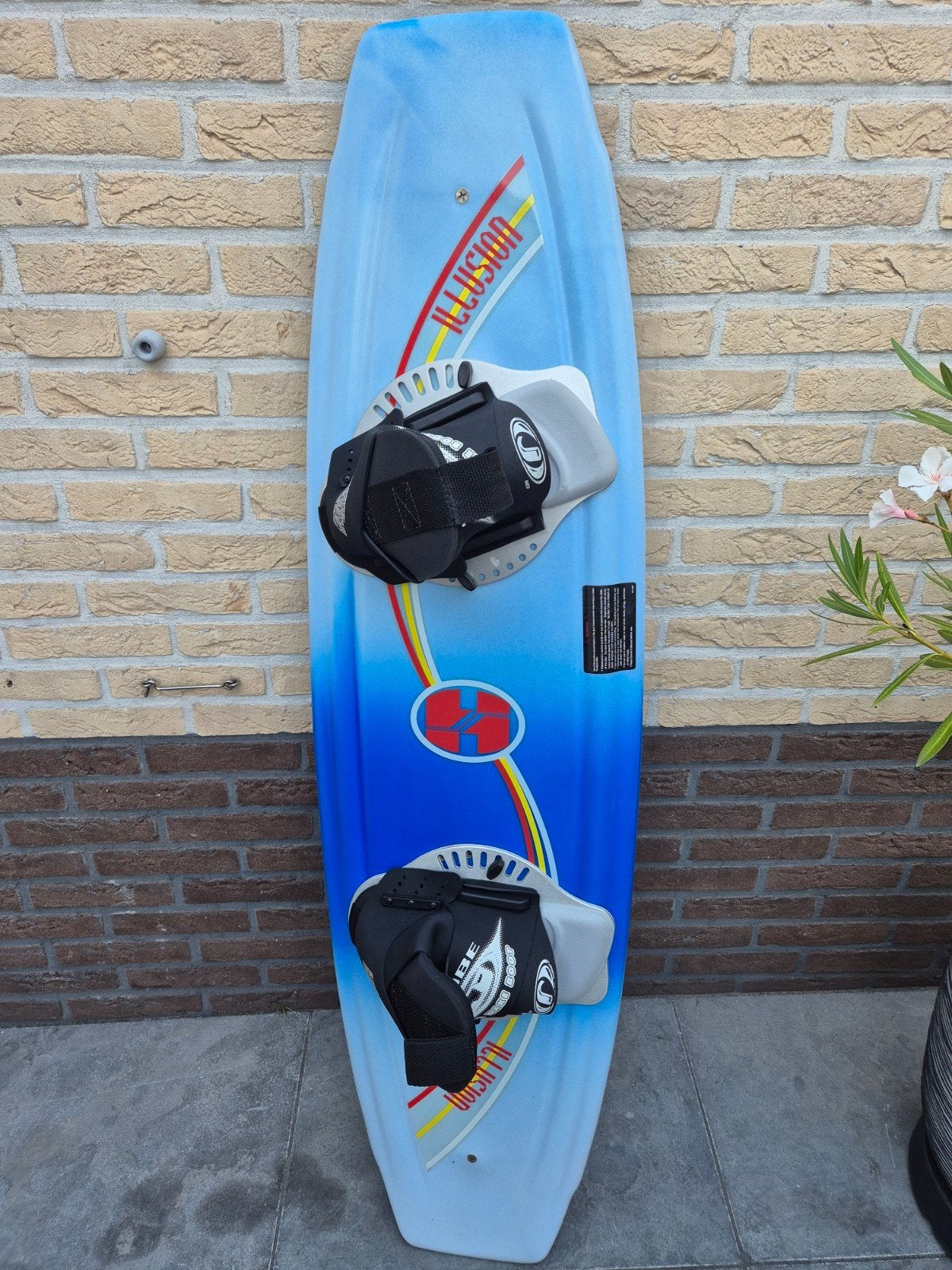 Jobe Wakeboard Illusion 1.40m met bindingen en tas, Ophalen of Verzenden, Zo goed als nieuw, Board en Schoenen