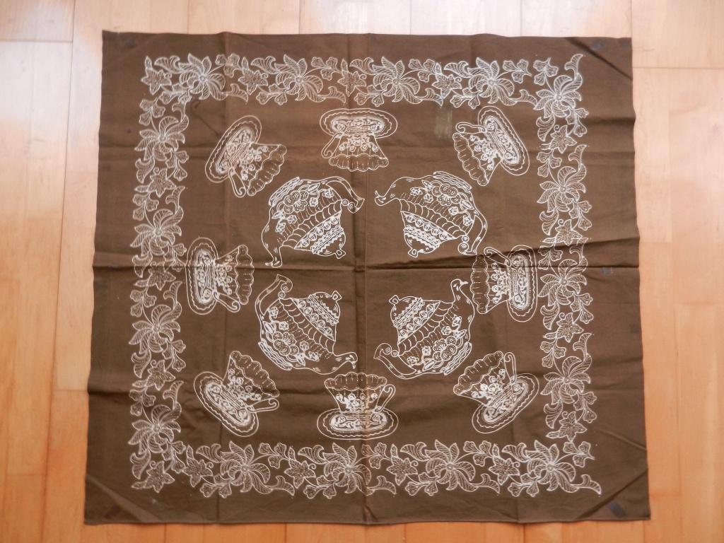 Batik tafelkleed decor theepotten kop en schotels 90x80 cm, Overige kleuren, Ophalen of Verzenden, Zo goed als nieuw, 30 tot 120 cm