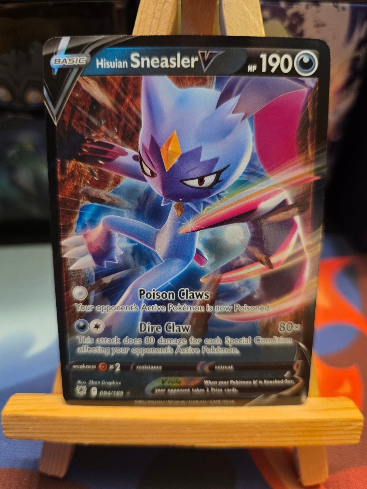 Pokemon Astral Radiance Hisuian Sneasler V 094/189, Verzenden, Zo goed als nieuw, Losse kaart, Foil