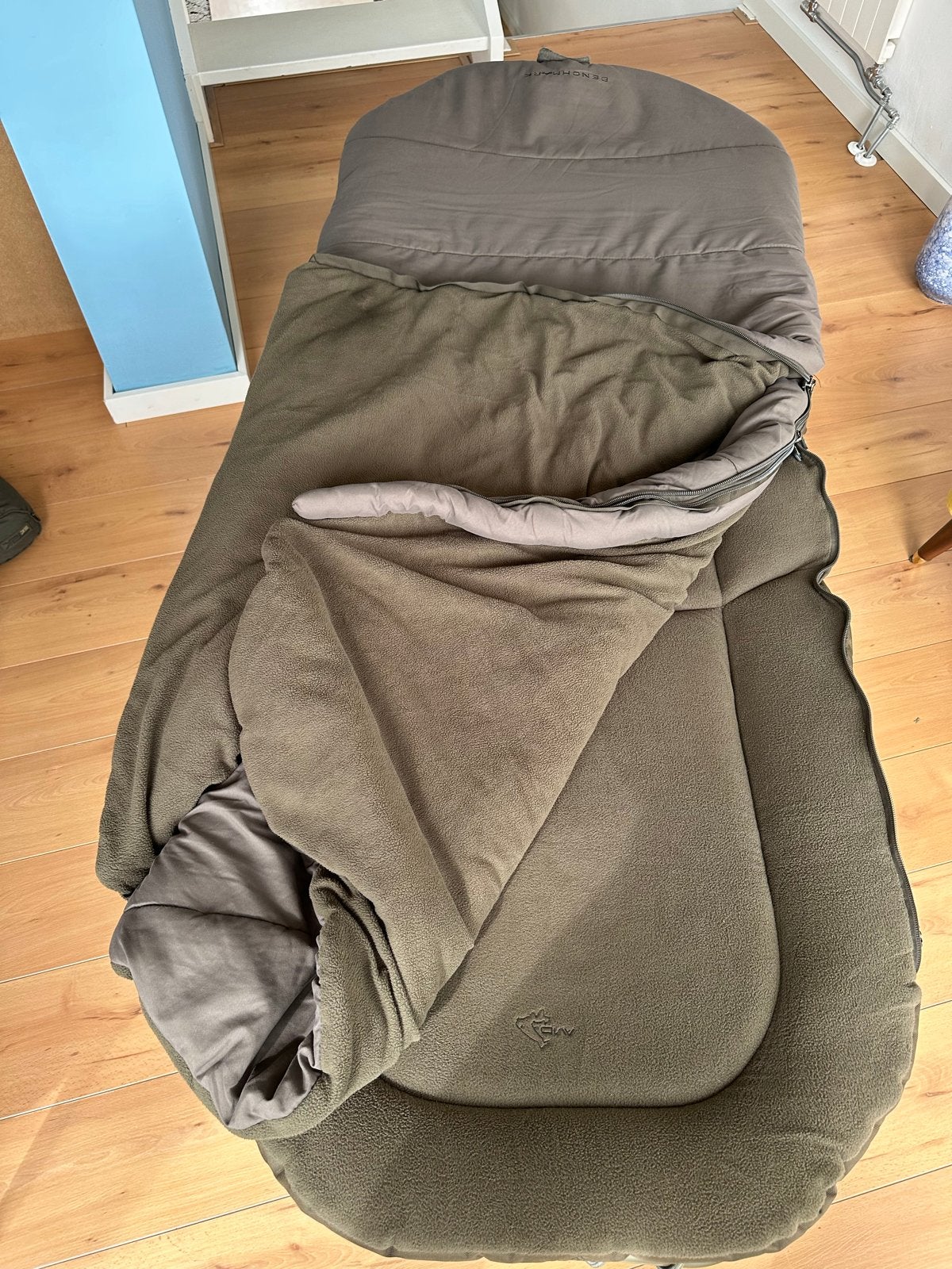 Avid Benchmark memory foam Sleep System, Ophalen, Gebruikt