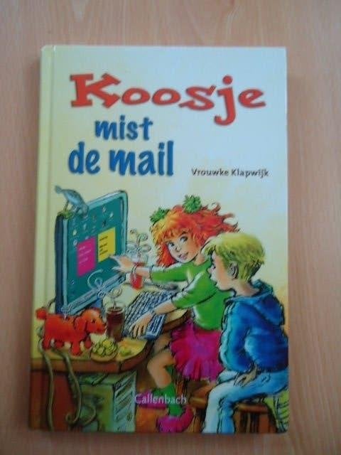 Koosje mist de mail, Vrouwke Klapwijk, Boeken, Ophalen of Verzenden, Zo goed als nieuw, Fictie algemeen