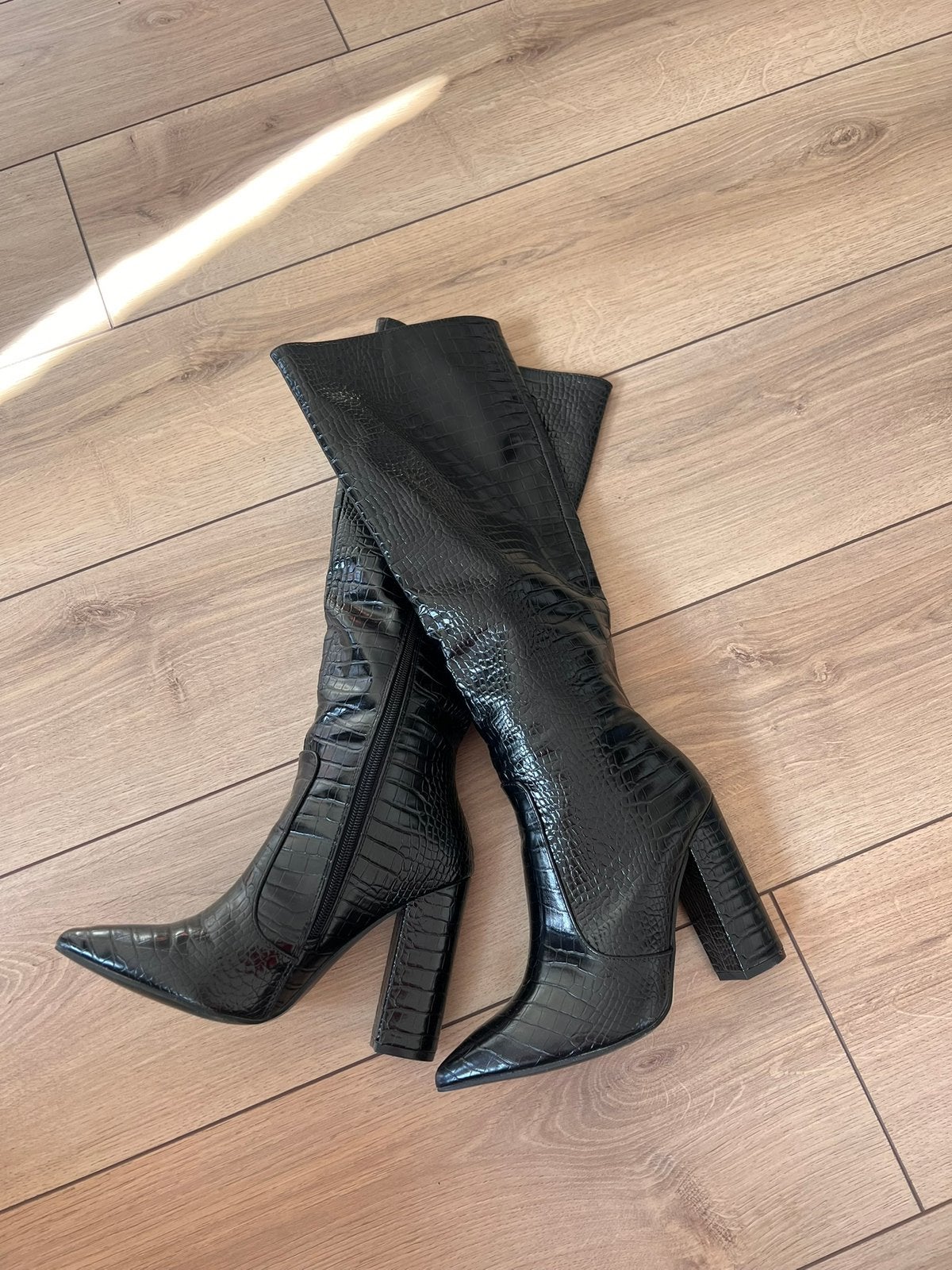 Hakken maat 37, Kleding | Dames, Ophalen of Verzenden, Zo goed als nieuw, Zwart