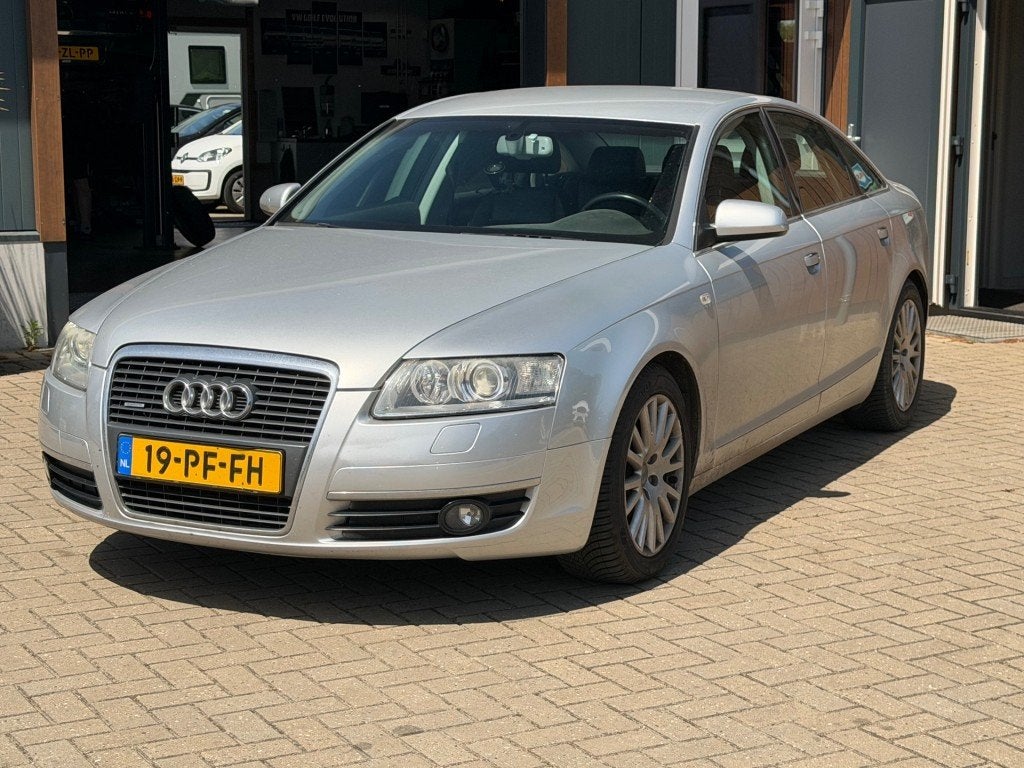 Audi A6 3.2 FSI Q. PRO LINe Aut Export!, Auto's, Automaat, Parkeersensor, 1655 kg, Origineel Nederlands