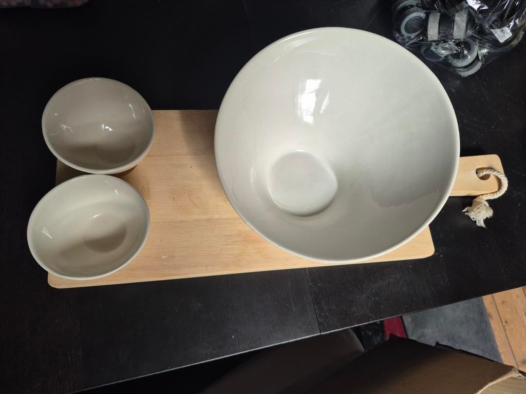 Serveerplank met schaaltjes, Huis en Inrichting, Keuken | Servies, Ophalen of Verzenden, Overige stijlen, Porselein, Schaal of Schalen