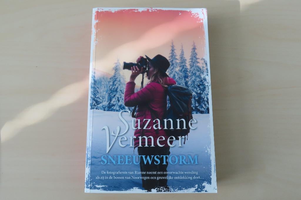 Sneeuwstorm - Suzanne Vermeer, Ophalen of Verzenden, Zo goed als nieuw, Suzanne Vermeer