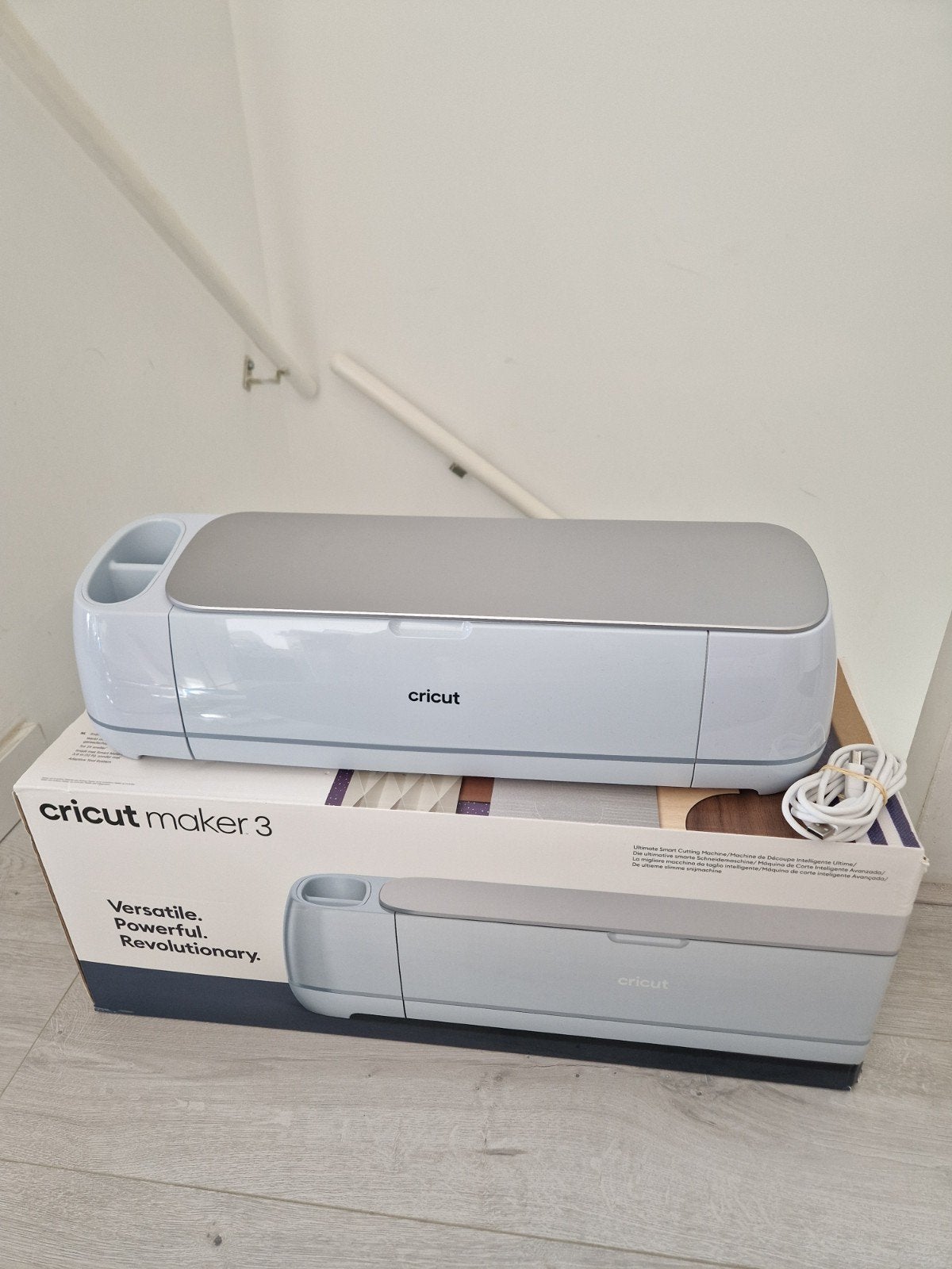 Cricut Maker 3 - Defect voor onderdelen, Gebruikt, Ophalen of Verzenden, Machine, Cricut