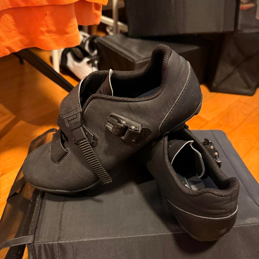 Giant mountainbike / spinning schoenen maat 43, Ophalen of Verzenden, Zo goed als nieuw