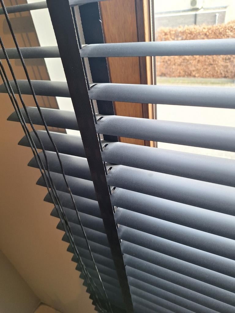 2x shutters aluminium jaloezieën, Ophalen of Verzenden, Zwart