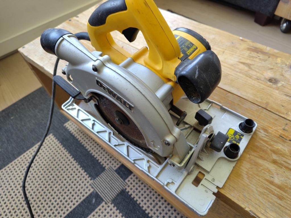 DeWalt Cirkelzaag met Geleider, Doe-het-zelf en Verbouw, Ophalen of Verzenden