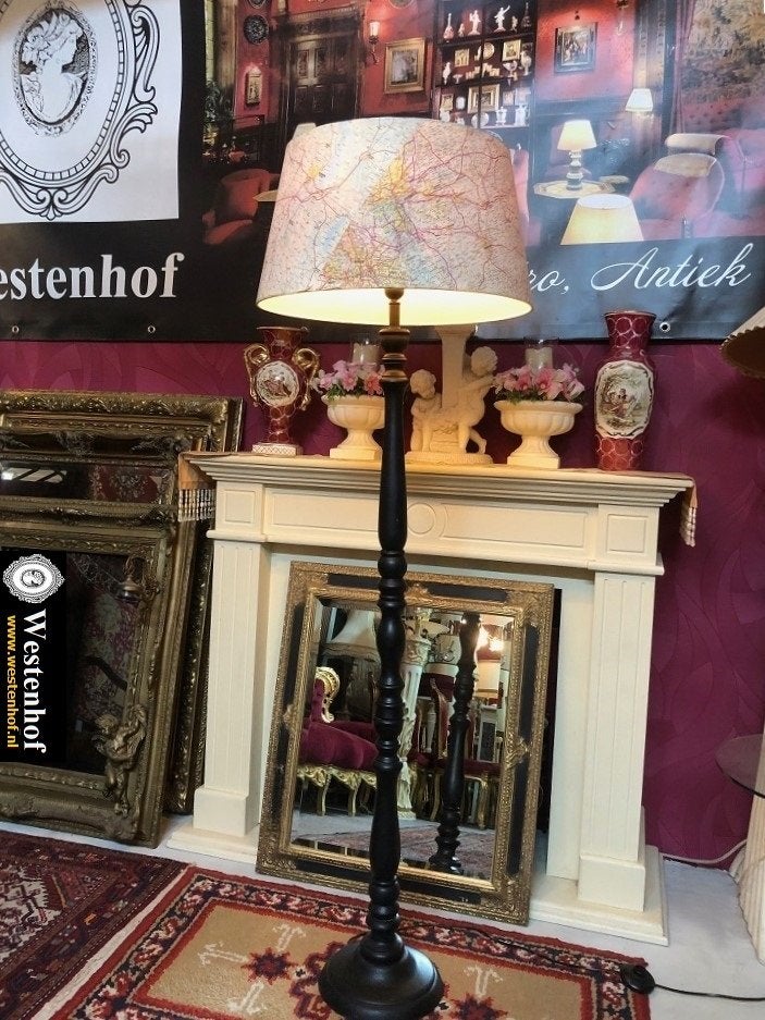 Vintage staande lamp hout zwart - lampenkap Duitsland kaart, Ophalen, Vintage, Hout, E27 (groot)