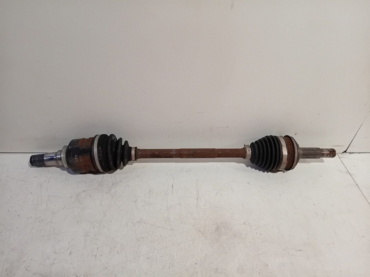 Aandrijfas links voor Toyota iQ, Auto-onderdelen, Onderdelen@venauto.nl, Van der Ven Autorecycling B.V., Gebruikt, Ettenseweg 76, 4706 PB Roosendaal, The Netherlands