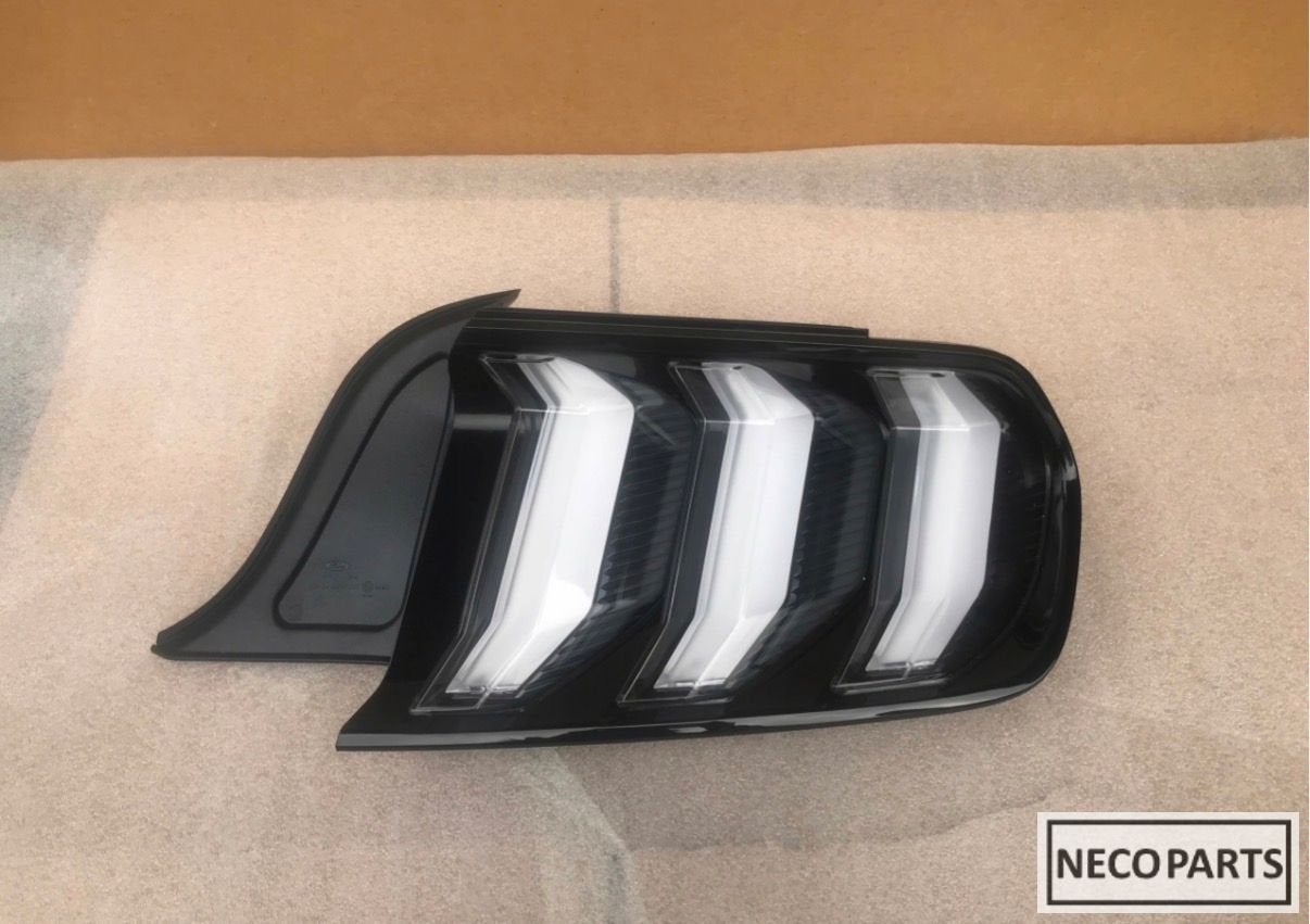 FORD MUSTANG VI FACELIFT LED ACHTERLICHT ORIGINEEL, Gebruikt, -, -, Ophalen of Verzenden