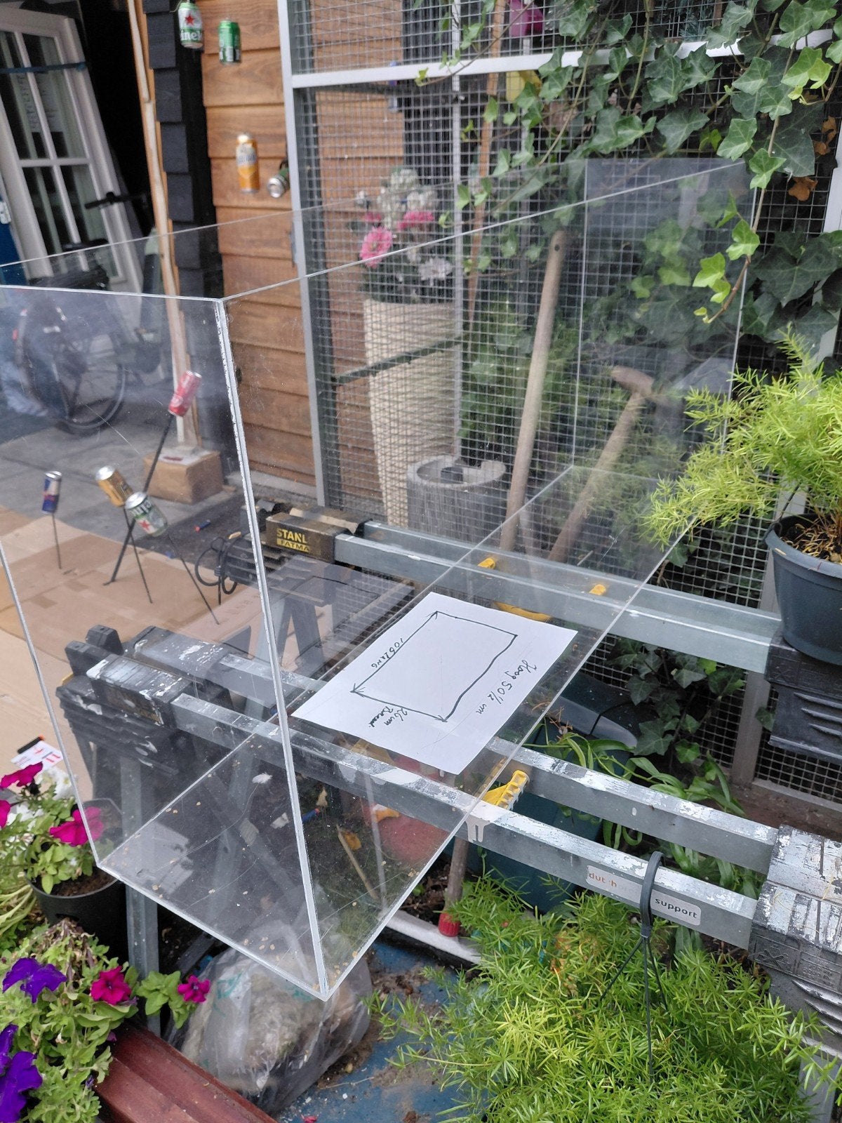 Gebruikte plastic vitrine bak - open boven/onder, Gebruikt, Ophalen of Verzenden, Minder dan 100 cm, 25 tot 50 cm