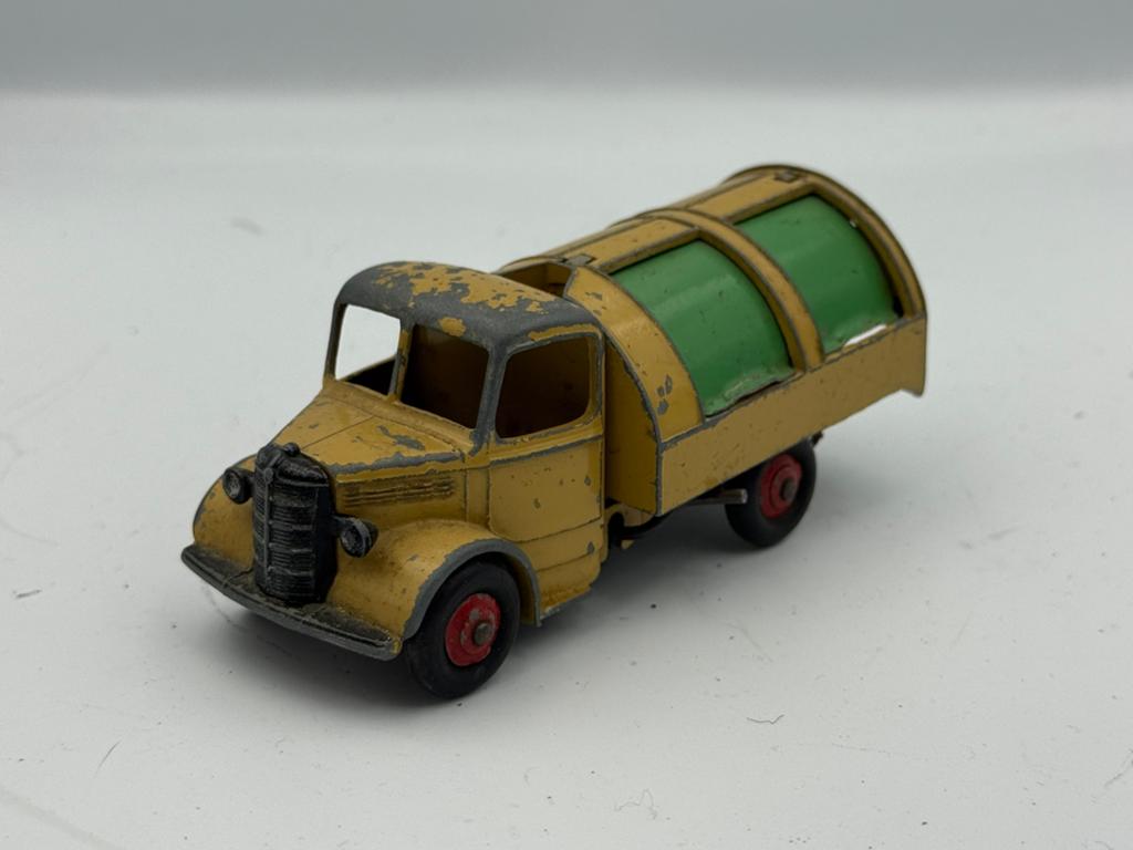 Dinky Toys Bedford vuilniswagen, Hobby en Vrije tijd, Modelauto's | 1:43, Ophalen of Verzenden, Zo goed als nieuw, Dinky Toys