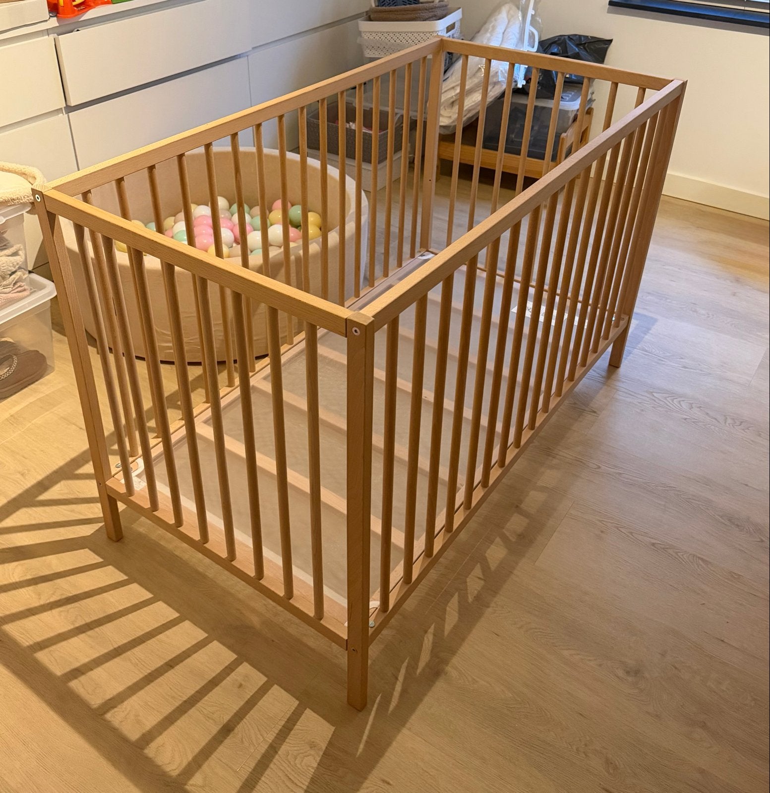 IKEA Sniglar ledikant - Houten babybedje, Ophalen, Zo goed als nieuw, Ledikant