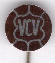 VCV blik voetbal speldje ( Y_090 ), Verzenden, Zo goed als nieuw, Sport, Speldje of Pin