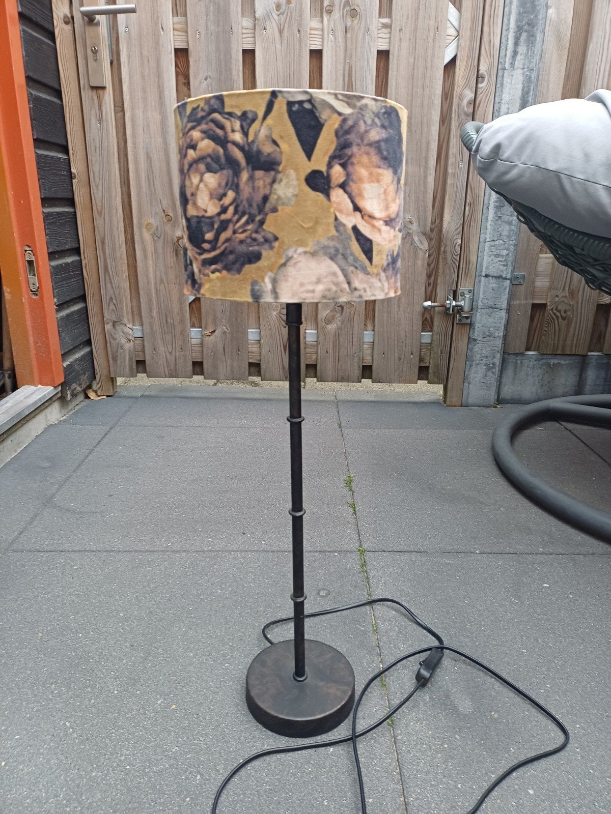 Staande lamp met bloemenprint kap, Ophalen, 150 tot 200 cm