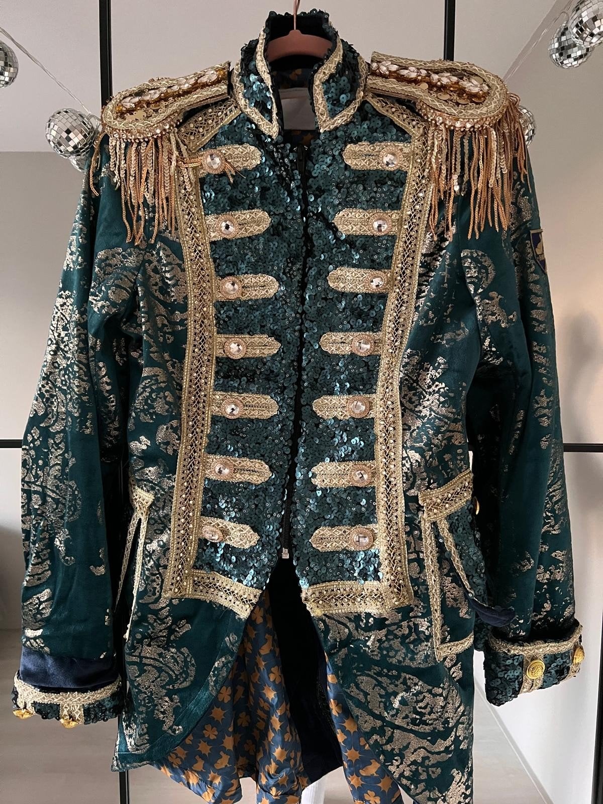 Carnavalsjas, Kleding | Dames, Carnaval, Ophalen of Verzenden, Zo goed als nieuw, Kleding
