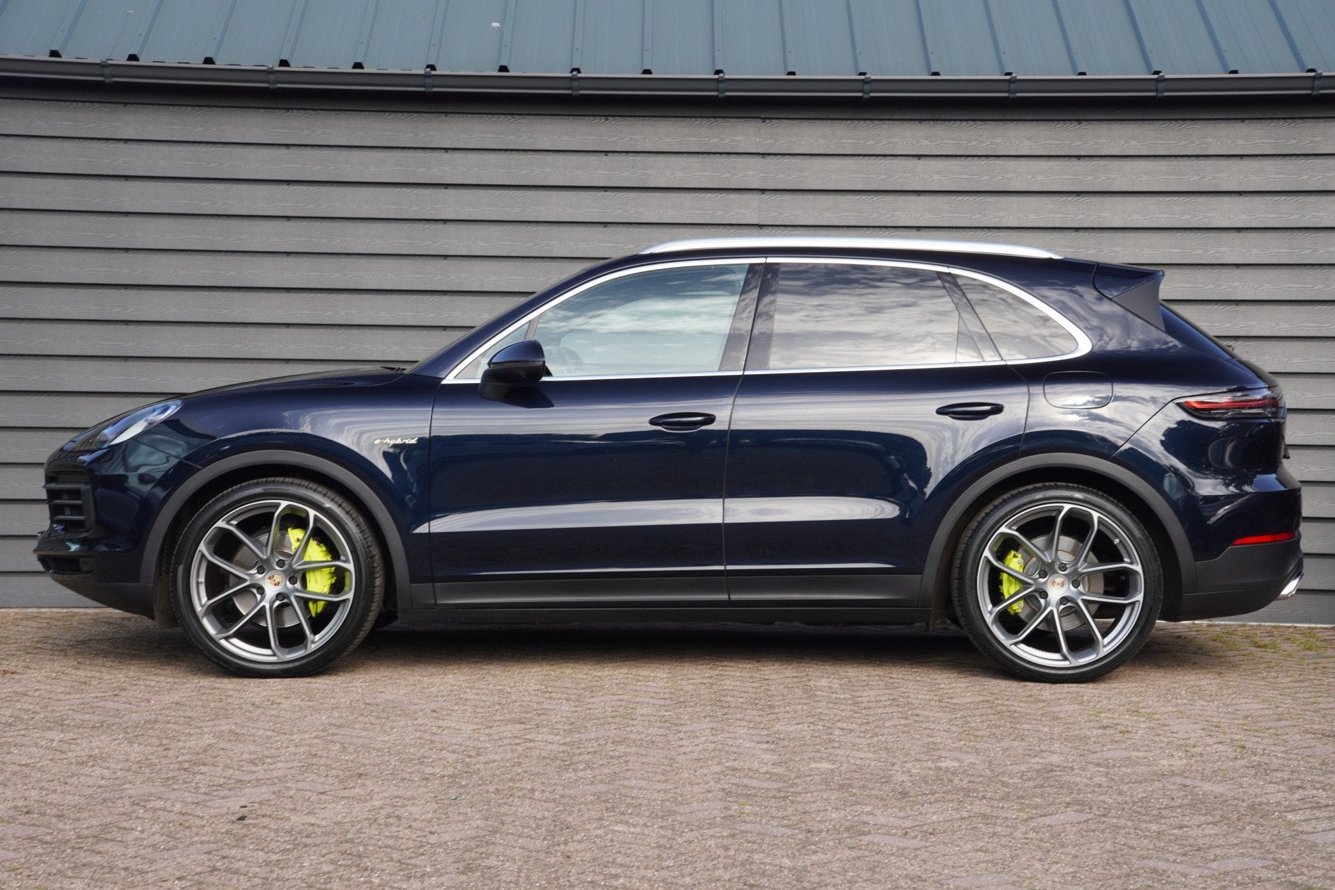Porsche Cayenne 3.0 E-Hybrid - LEDER - 360 CAMERA - TREKHAAK, Automaat, Cayenne, Euro 6, 462 pk