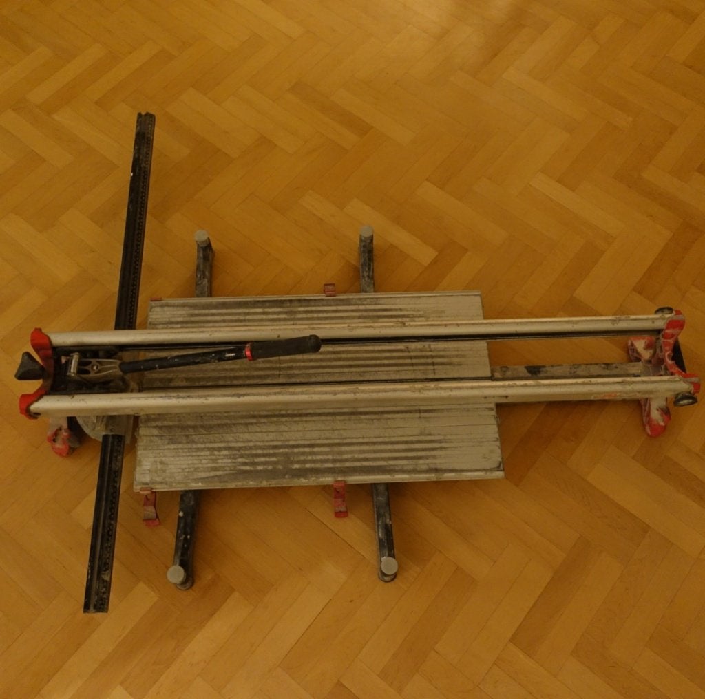 Tegelsnijder (>1 meter) te huur & tegelgereedschap, Ophalen, Gebruikt, Snijgereedschap, Rubi