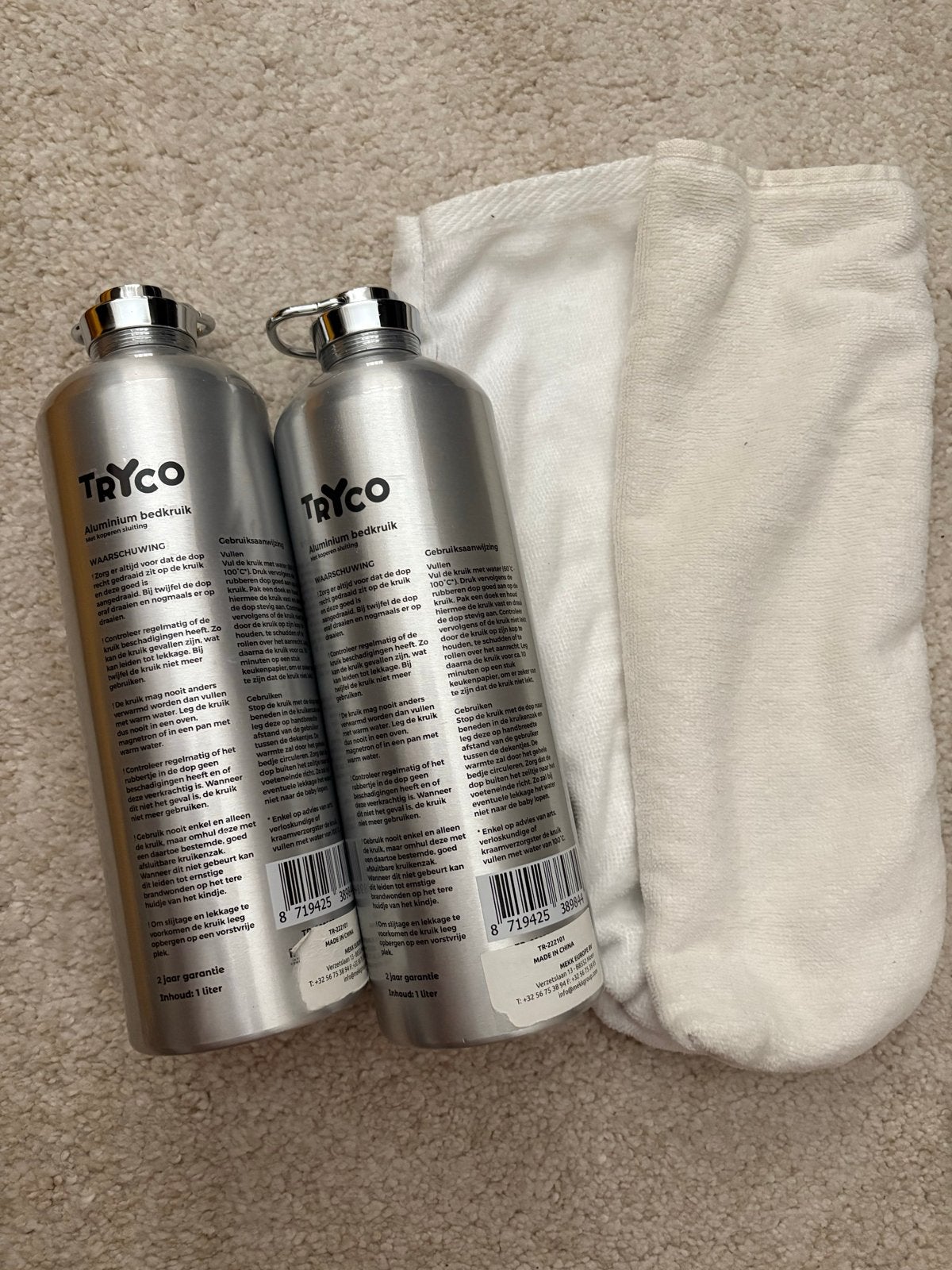 Twee als nieuwe Tryco aluminium bedkruiken 1L, incl hoezen., Ophalen of Verzenden, Nieuw, Zilver, Metaal