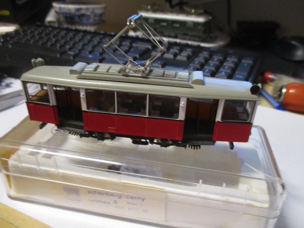 Liliput tram no 19001 motorwagen, Hobby en Vrije tijd, Modeltreinen | H0, NVT, Gelijkstroom, Overige typen, NVT