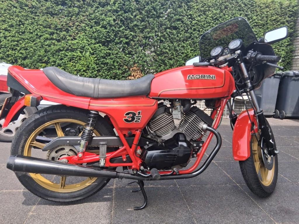 Moto Morini 3.5 Sport, nagenoeg concoursstaat, 2 cilinders, Nieuw, Sport, Minimaal motorrijbewijs A2