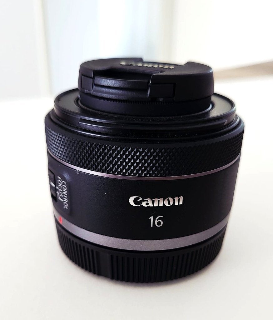 TE KOOP: Objectief CANON RF 16mm F/2.8L STM met UV-filter., Audio, Tv en Foto, Fotografie | Lenzen en Objectieven, Zo goed als nieuw
