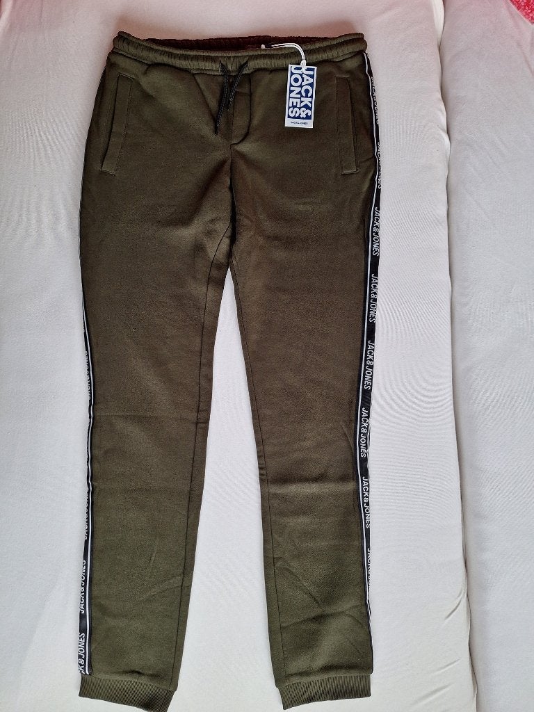 Jack and Jones joggingbroek legergroen 176, Broek, Nieuw, Jongen, Jack and Jones