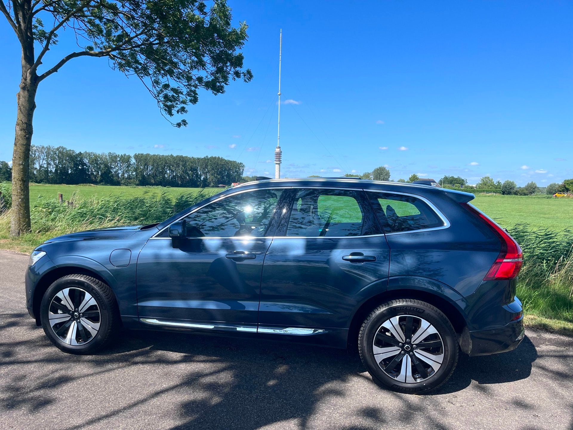 Volvo XC60 2.0 T6 Plug-in hybrid AWD Ultimate Bright, pano., Auto's, Gebruikt, Euro 6, 4 cilinders, 1969 cc