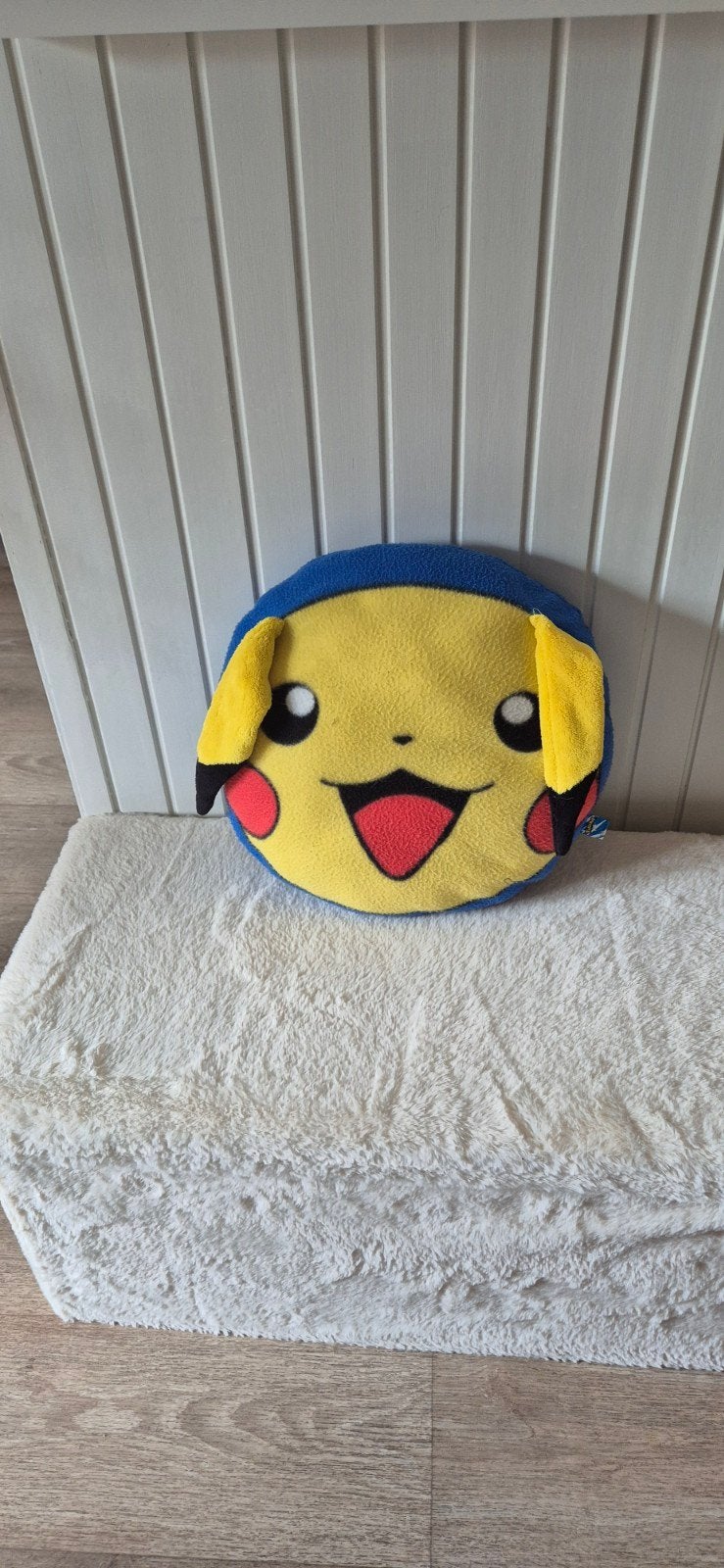 Rond Pikachu Kussen met Losse Oren - Pokémon Knuffel, Ophalen of Verzenden