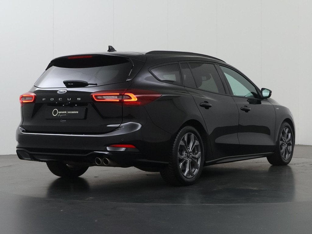 Ford Focus 1.0 EcoBoost Hybrid ST Line X | Afneembare Trekha, Stof, Gebruikt, Zwart, 155 pk