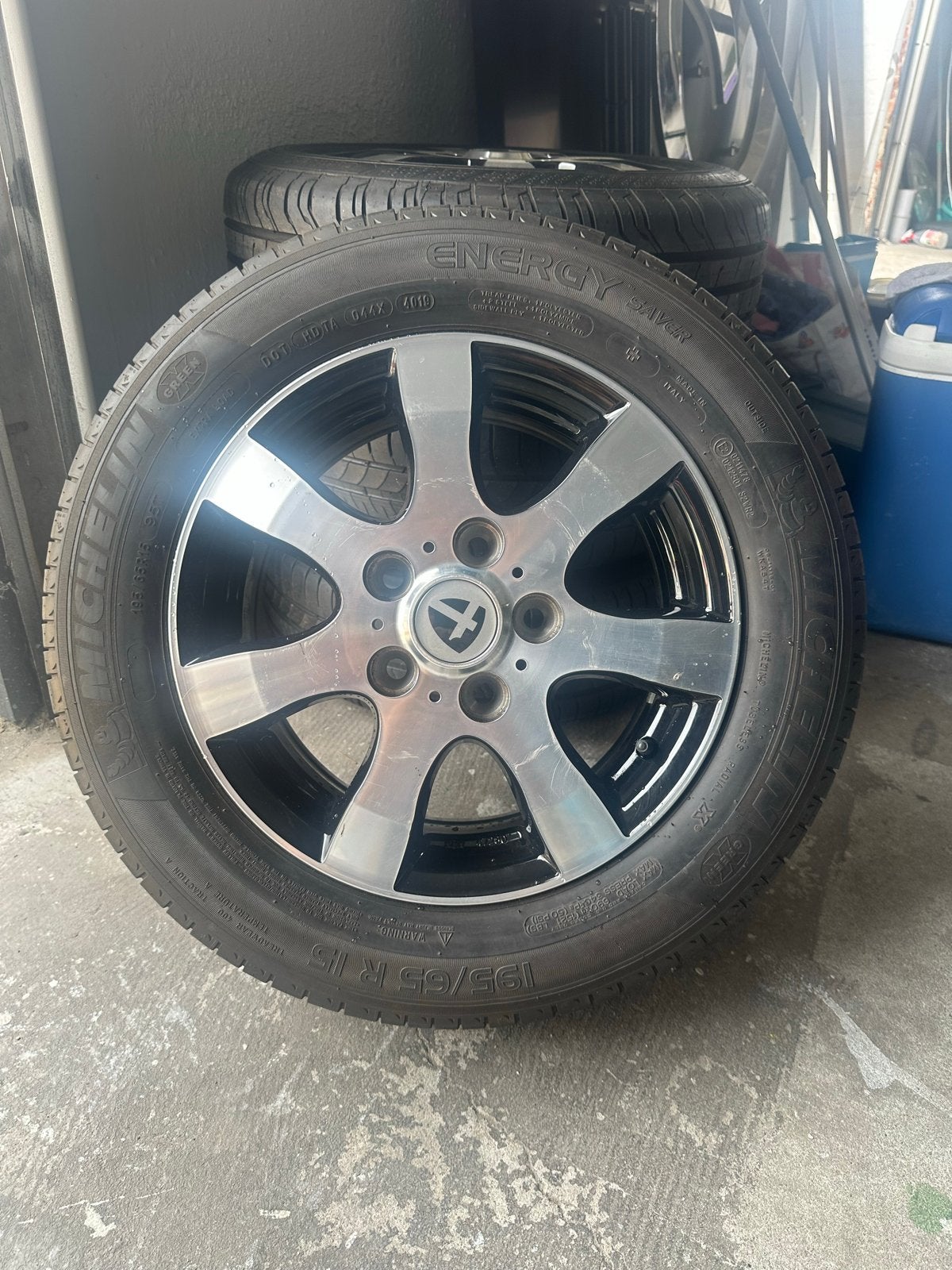 Michelin Energy Saver 195/65 R15 zomerbanden met velgen, Auto-onderdelen, Banden en Velgen, Ophalen, Gebruikt, 15 inch, Banden en Velgen