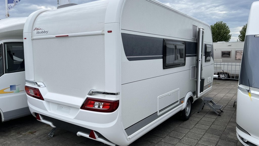 Hobby Excellent 495 WFB euro;3.334,- KORTING, Caravans en Kamperen, Schokbreker, Rondzit, Hobby, Bedrijf