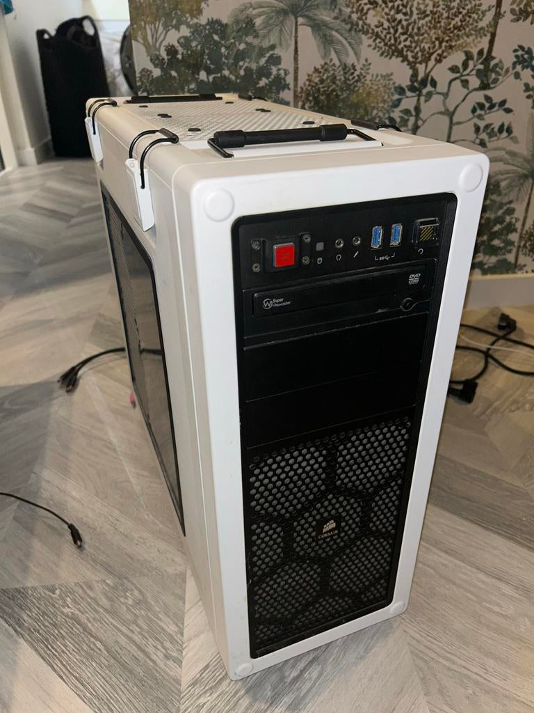 Game PC met Monitor, Gebruikt, Gaming, HDD, 3 tot 4 Ghz