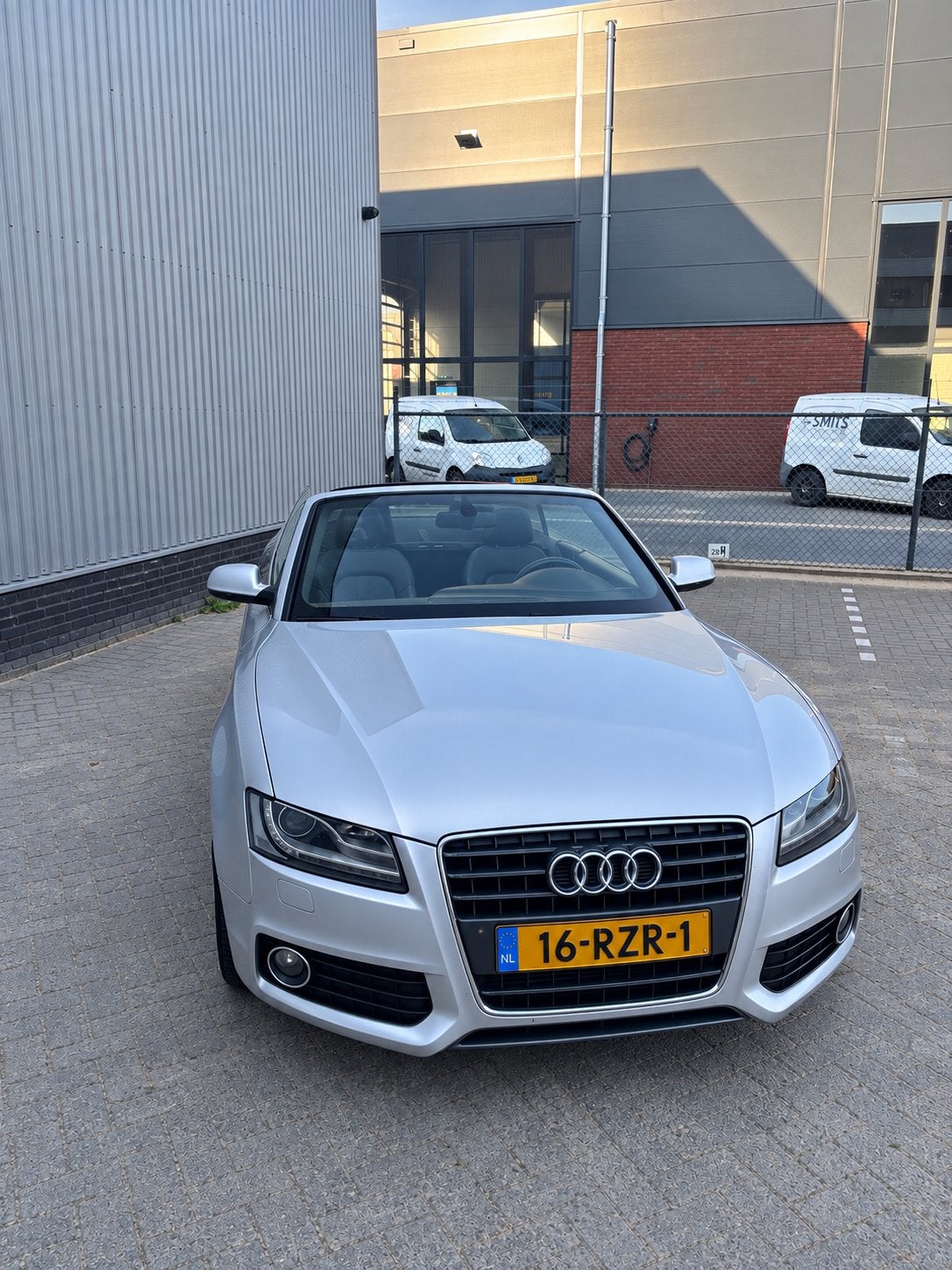 Audi A5 2.0 Tfsi Cabrio Multitr. 2011 Grijs, Auto's, 4 cilinders, Particulier, Bi-Xenon koplampen, 1630 kg