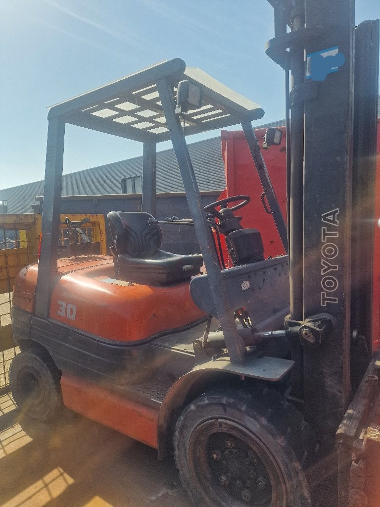 Toyota, 3000 tot 4000 kg, Ophalen, LPG, TOYOTA