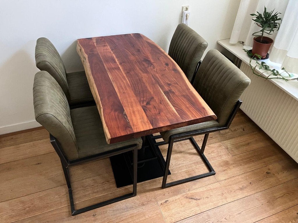 Eettafel 130x70 met 4 stoelen, Ophalen, 100 tot 150 cm, 50 tot 100 cm, Zo goed als nieuw